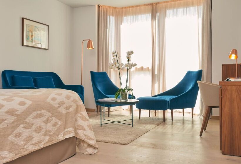 Номер Deluxe Вид на Море Боковой, Es Princep The Leading Hotels Of The World