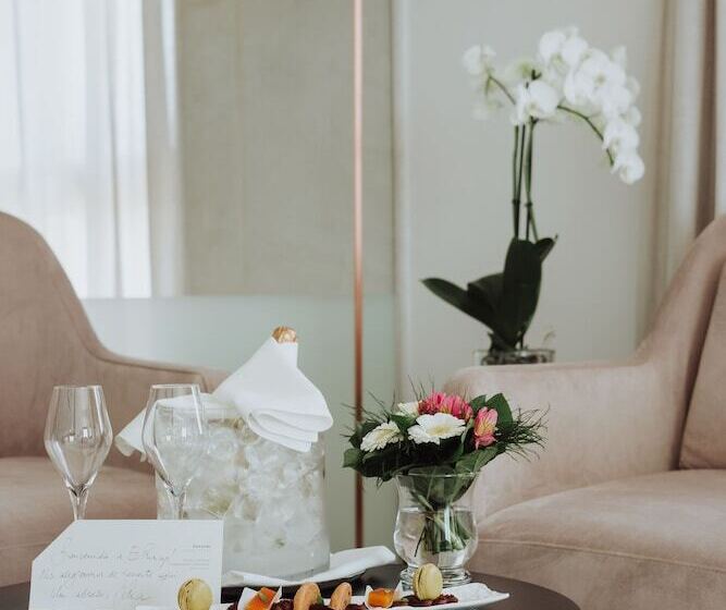 Полулюкс, Es Princep The Leading Hotels Of The World