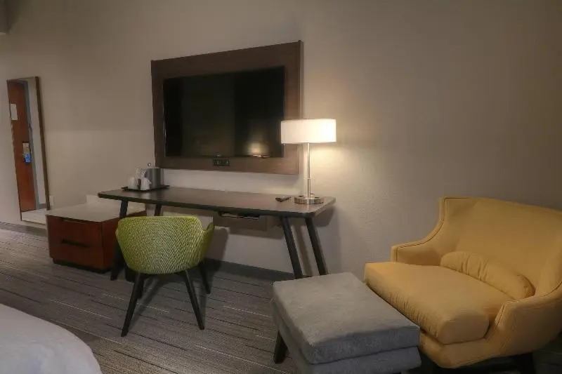 キングサイズベッドのスタンダードルーム, Fairfield Inn & Suites By Marriott Gatlinburg Downtown