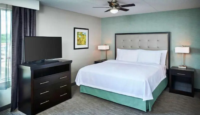 سوئیت با تخت بزرگ, Homewood Suites By Hilton North Bay