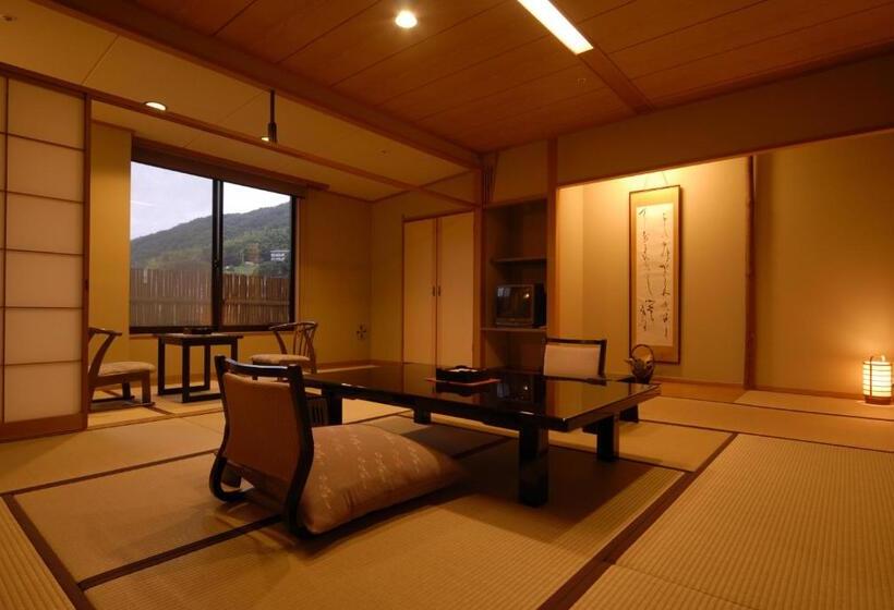 غرفة قياسية, Marukyu Ryokan