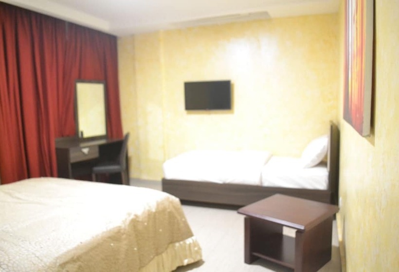 اتاق استاندارد سه نفره, Noubou International