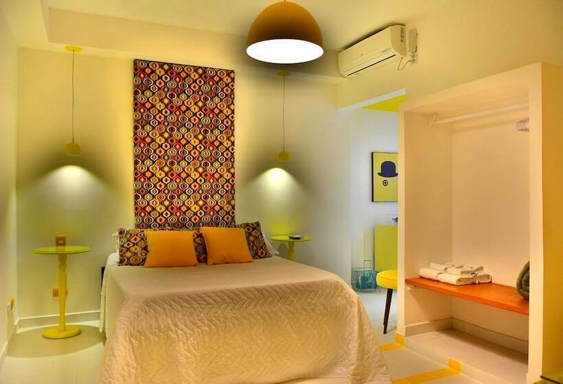 标准工作室, Recanto Das Andorinhas Studios