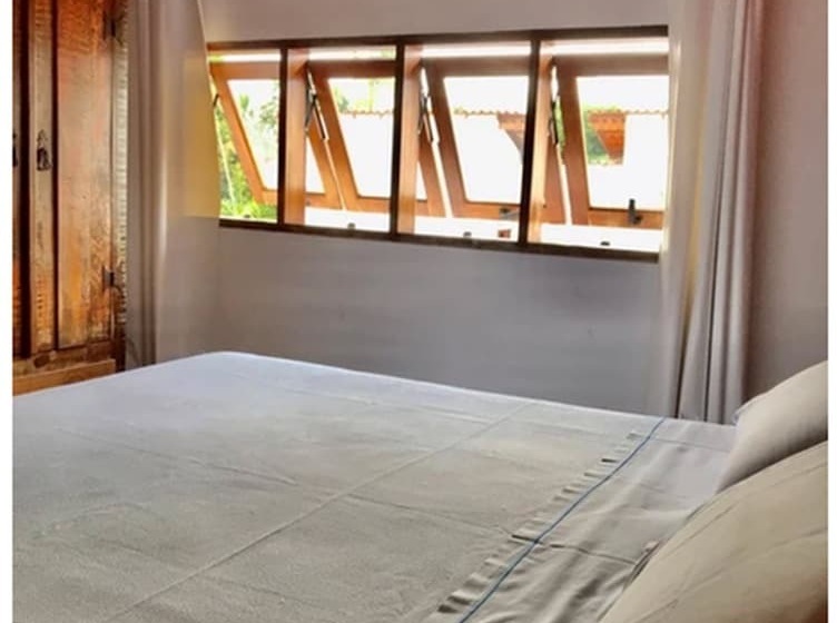 标准工作室, Recanto Das Andorinhas Studios