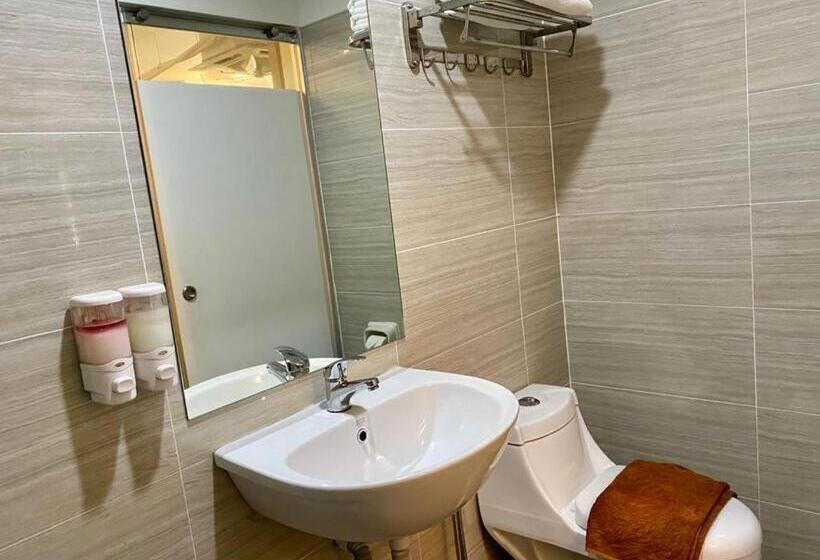 غرفة سوبيريور عائلية, Sh Hotel Kota Damansara