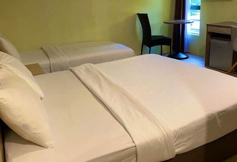 Семейный Номер Deluxe, Sh Hotel Kota Damansara