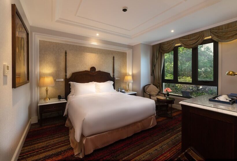 اتاق استاندارد تودرتو, The Lapis