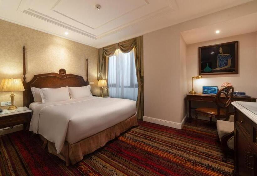 اتاق استاندارد, The Lapis