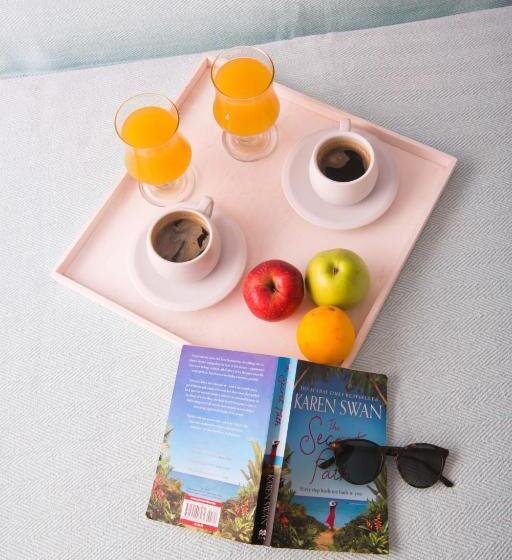 Апартаменты 2 Спальни, Kalypso Studios