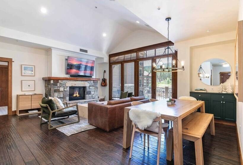 Апартаменты 3 Спальни, East West Hospitality Tahoe