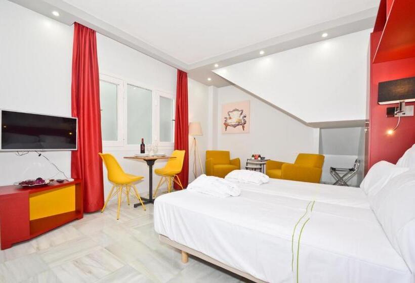 استودیوی استاندارد, The Zentral Arenal Suites