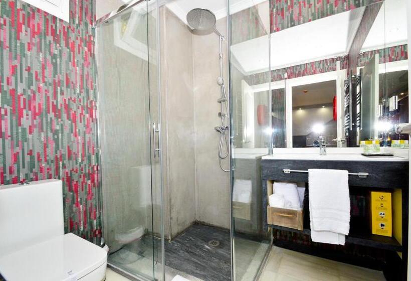 آپارتمان 1 خوابه, The Zentral Arenal Suites