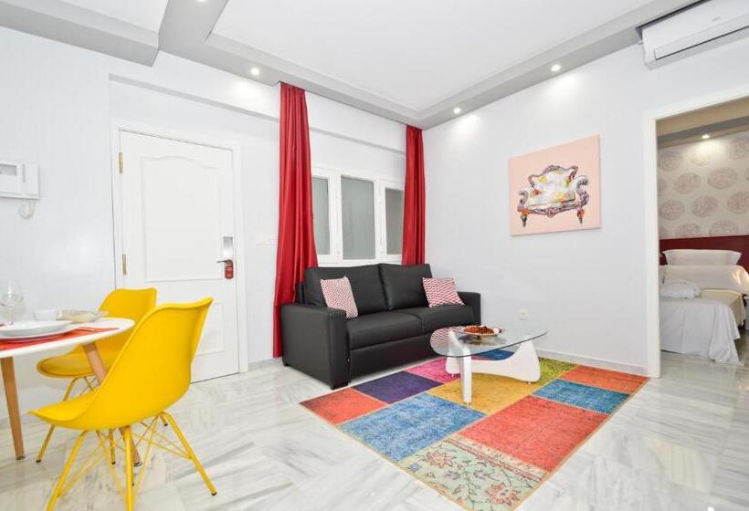 آپارتمان 1 خوابه, The Zentral Arenal Suites