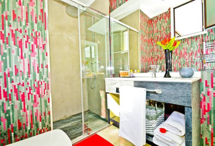 آپارتمان لوکس 1 خوابه, The Zentral Arenal Suites