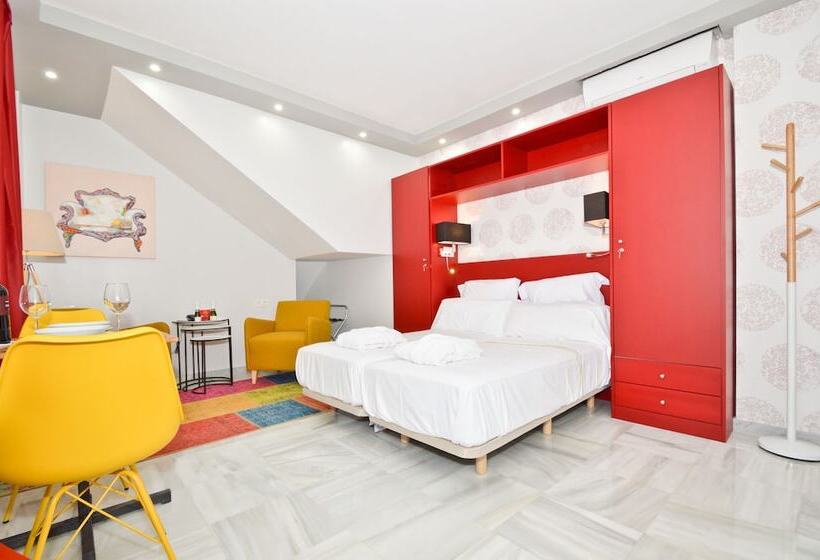 استودیو استاندارد با بالکن, The Zentral Arenal Suites