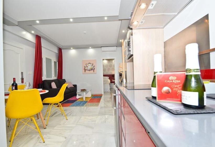 آپارتمان 1 خوابه, The Zentral Arenal Suites