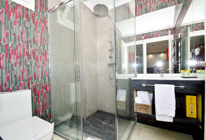 آپارتمان 1 خوابه, The Zentral Arenal Suites