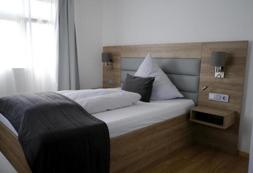 Номер Стандарт, Adler Ittendorf   Hotel Garni   24h Self Checkin