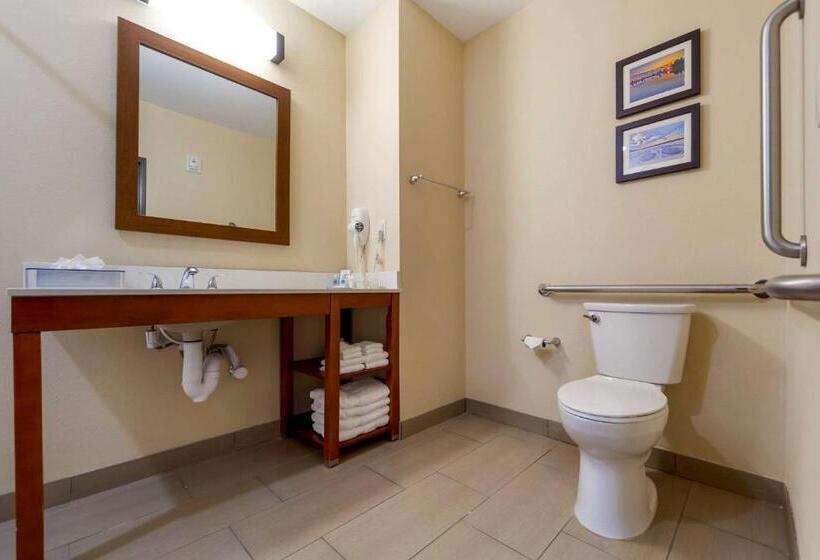 스위트 킹사이즈 침대, Comfort Suites