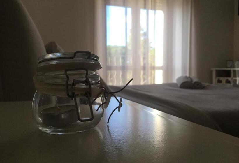 اتاق لوکس با چشم‌انداز دریا, Don Giacchì Country House