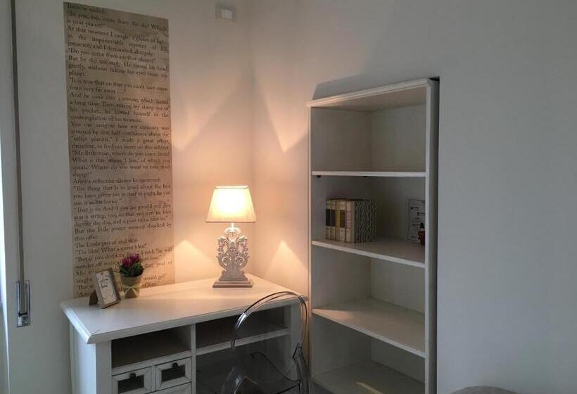 اتاق سه نفره سوپریور با چشم‌انداز دریا, Don Giacchì Country House