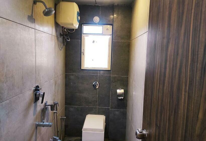 豪华房间, Manasi Inn