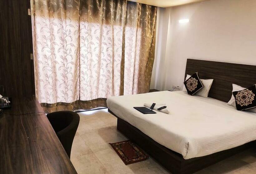 חדר דלוקס, Manasi Inn