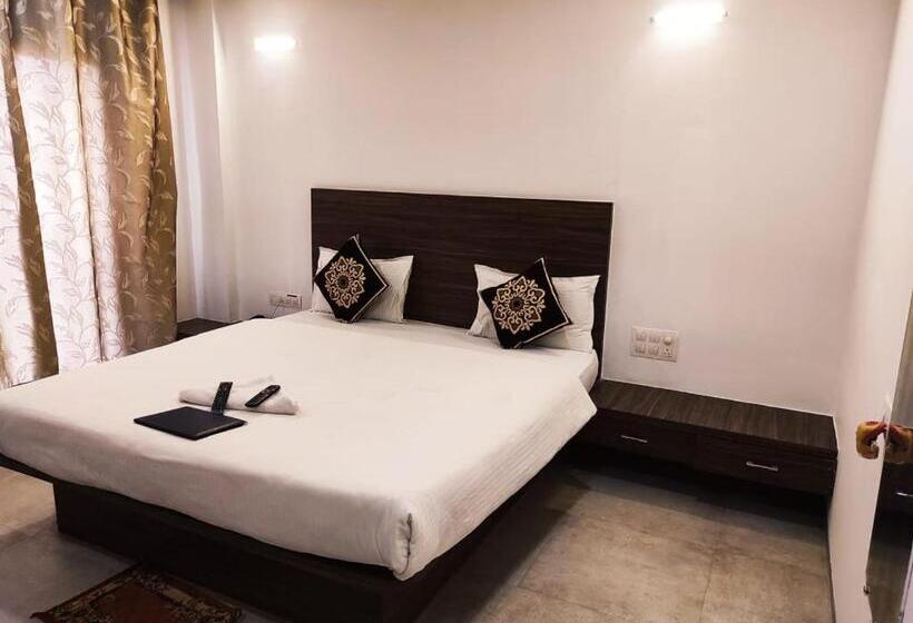 豪华房间, Manasi Inn