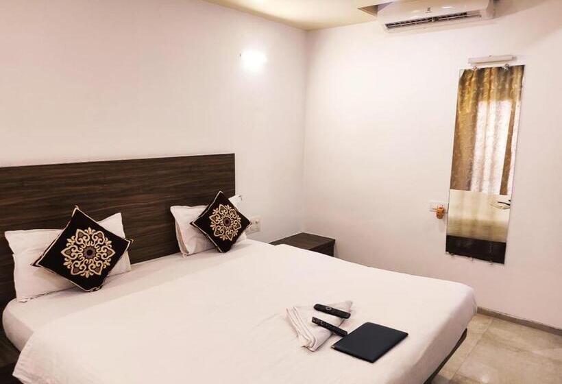 חדר דלוקס, Manasi Inn