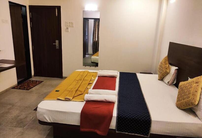Номер Deluxe, Manasi Inn