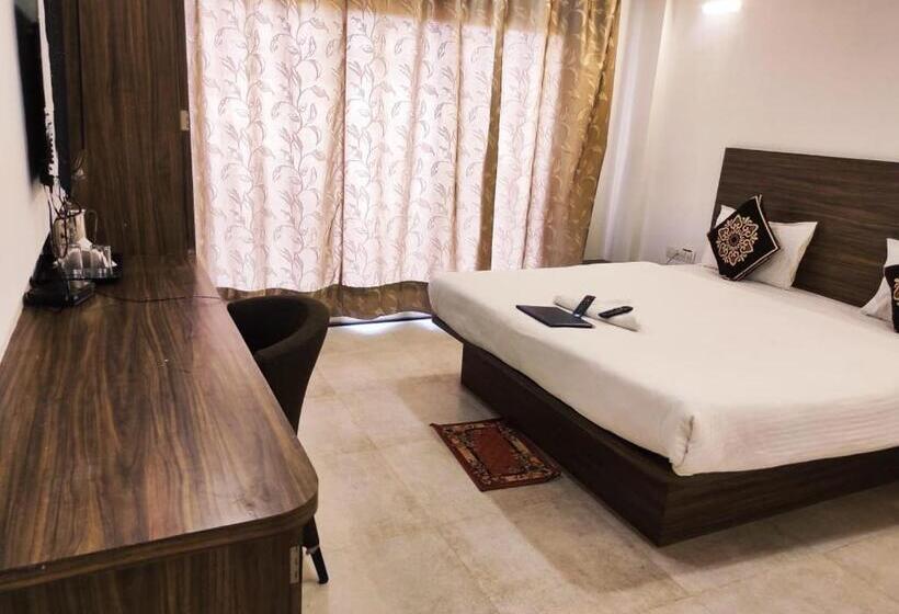 חדר דלוקס, Manasi Inn