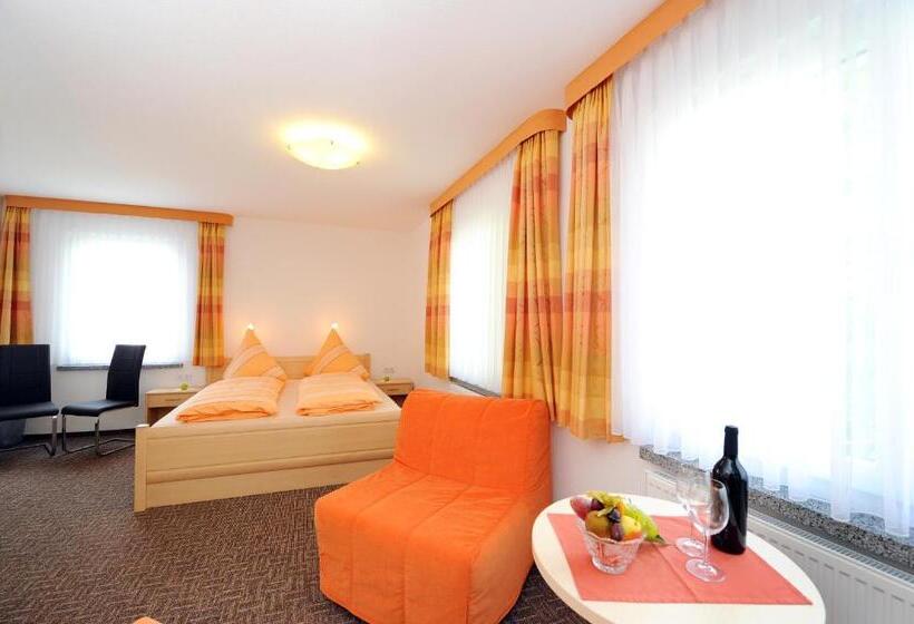 Номер Стандарт, Zum Birkenhof