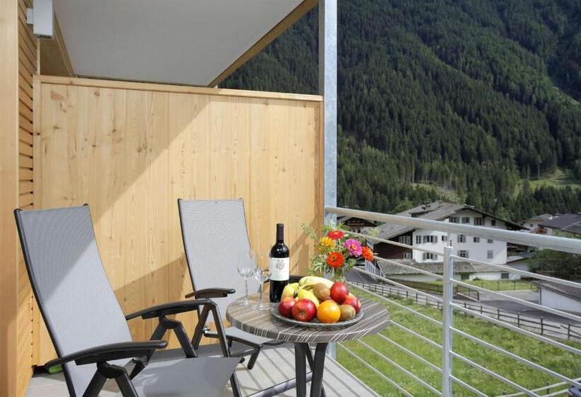 Comfort room with balcony, Vitalhotel Rainer