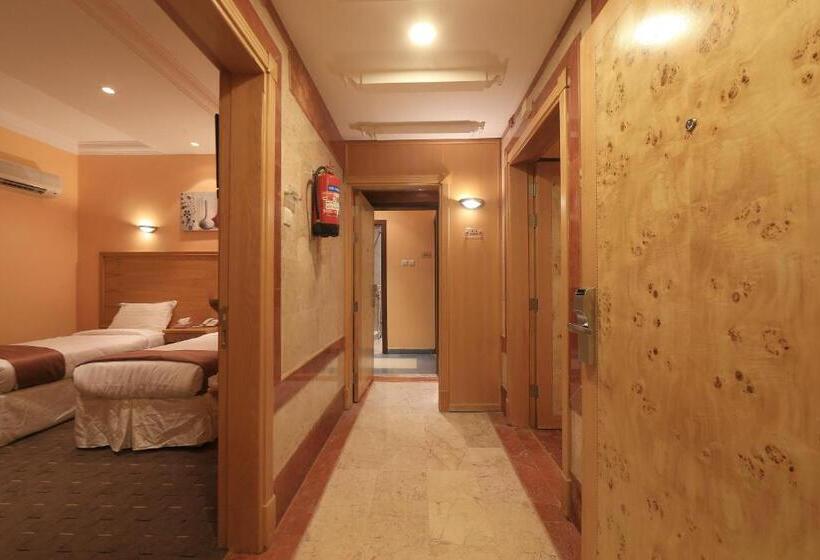 Family Suite, Snood Al Azizya