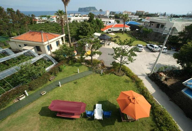 غرفة قياسية مطلّة علي البحر مزوَّدة بشُرفة, Galeum Guesthouse