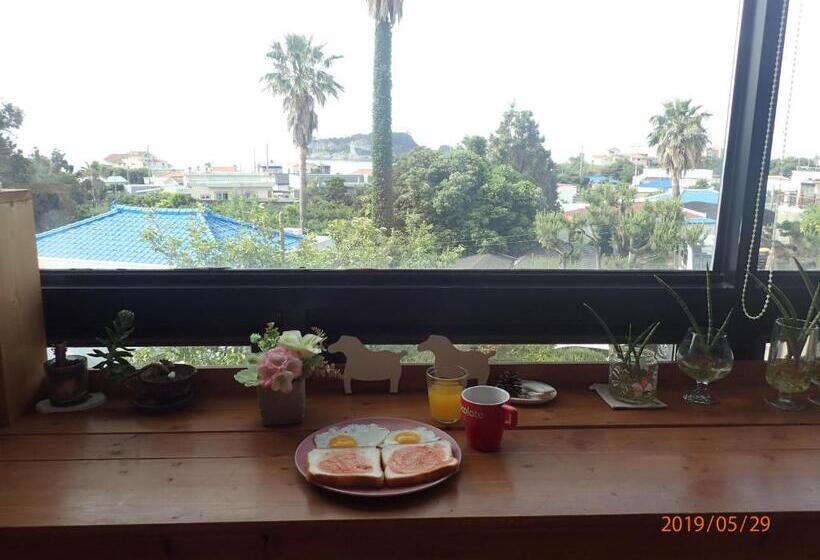 غرفة قياسية مزودة بشرفة مطلة على الحديقة, Galeum Guesthouse