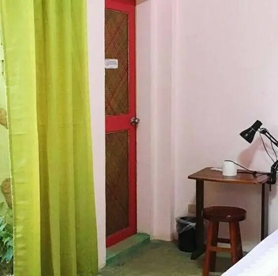 Quarto Familiar Deluxe, Elternative Hostel