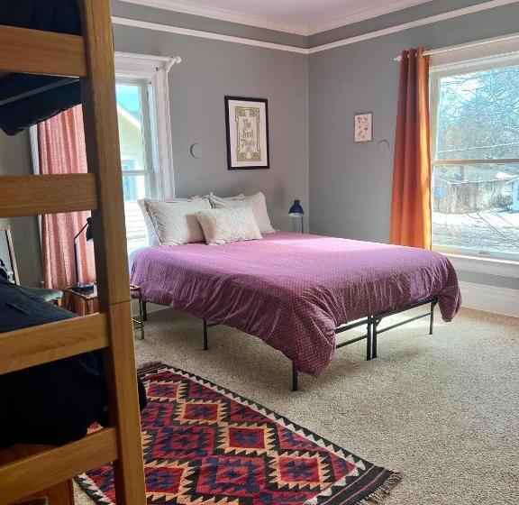 디럭스 스위트, Fernweh Inn & Hostel