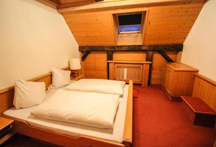 Quarto Estandar, Heizmannshof Hotel & Restaurant