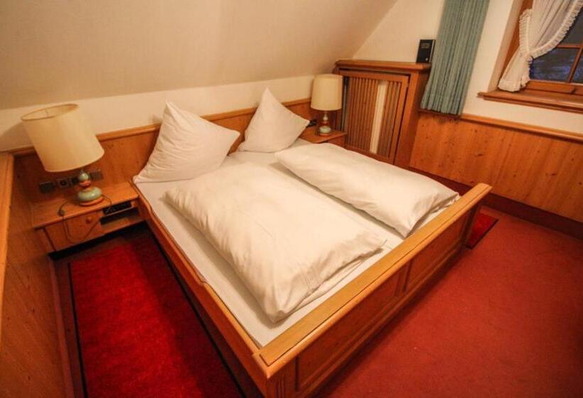 Quarto Quádruplo Clássico, Heizmannshof Hotel & Restaurant