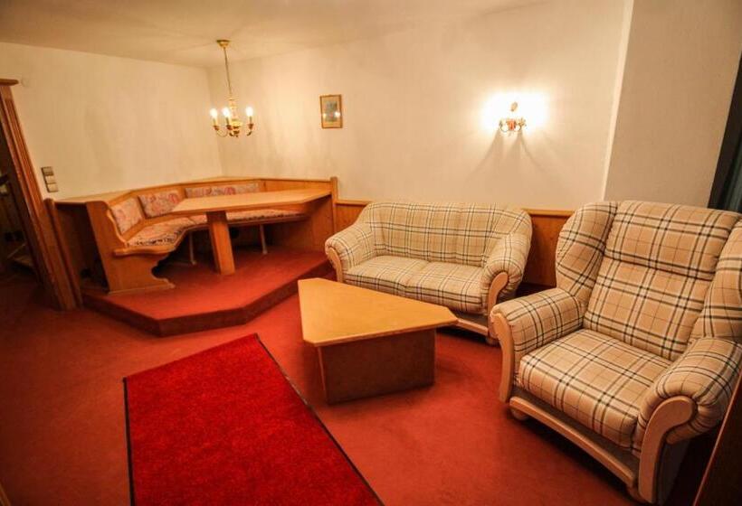 Четырехместный Номер Классик, Heizmannshof Hotel & Restaurant