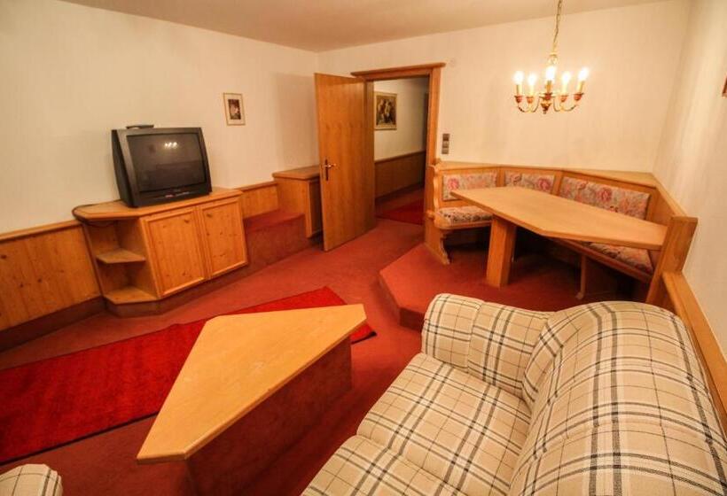 Quarto Quádruplo Clássico, Heizmannshof Hotel & Restaurant