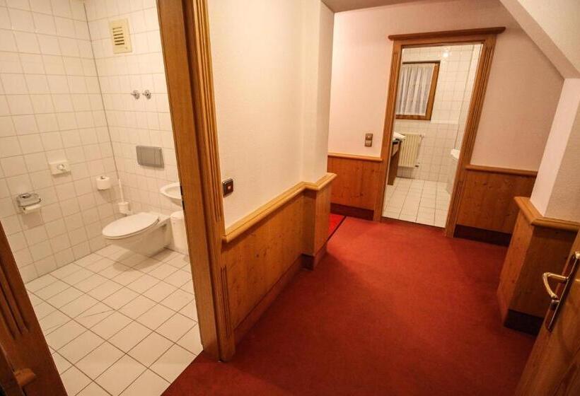 Quarto Estandar com Sacada, Heizmannshof Hotel & Restaurant