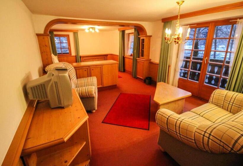 Quarto Estandar com Sacada, Heizmannshof Hotel & Restaurant