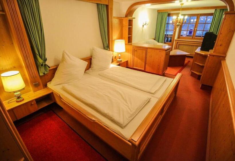 Quarto Estandar com Sacada, Heizmannshof Hotel & Restaurant