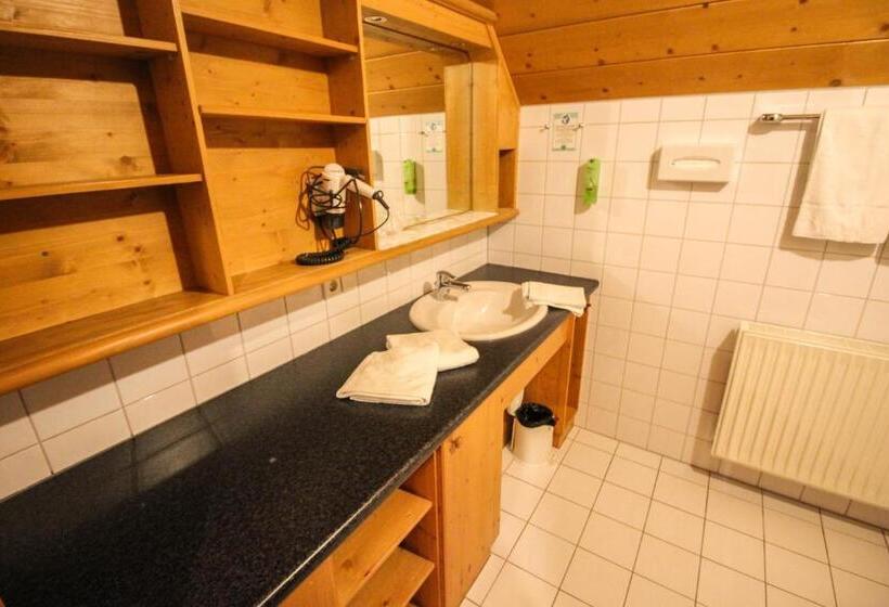 Quarto Quádruplo Clássico, Heizmannshof Hotel & Restaurant