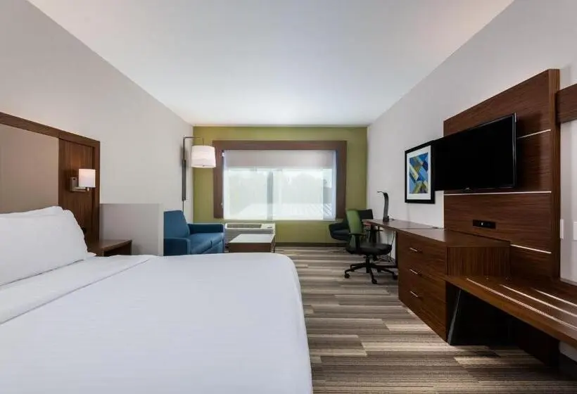 身障者適用スイートルーム, Holiday Inn Express Queensbury Lake George Area, An Ihg