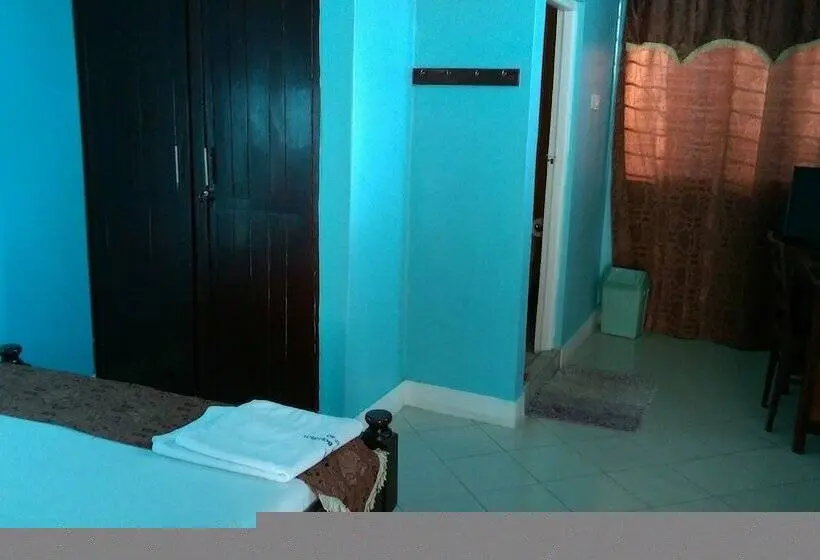 اتاق اکونومی, Kibodya Hotel Nkrumah