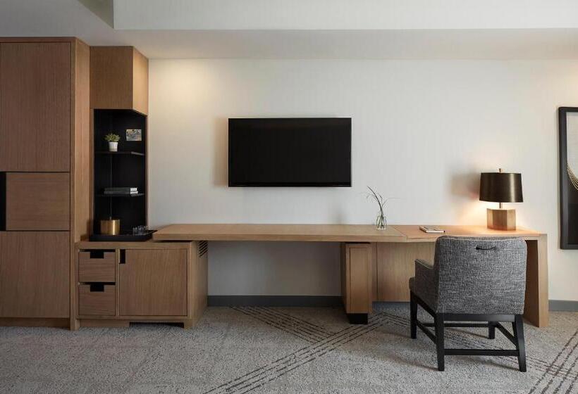 חדר סטנדרט עם מיטת קינג, Kimpton Sawyer Hotel, An Ihg