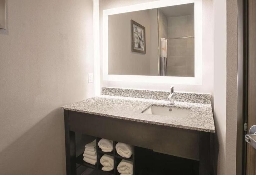 غرفة قياسية, La Quinta By Wyndham Amarillo Airport